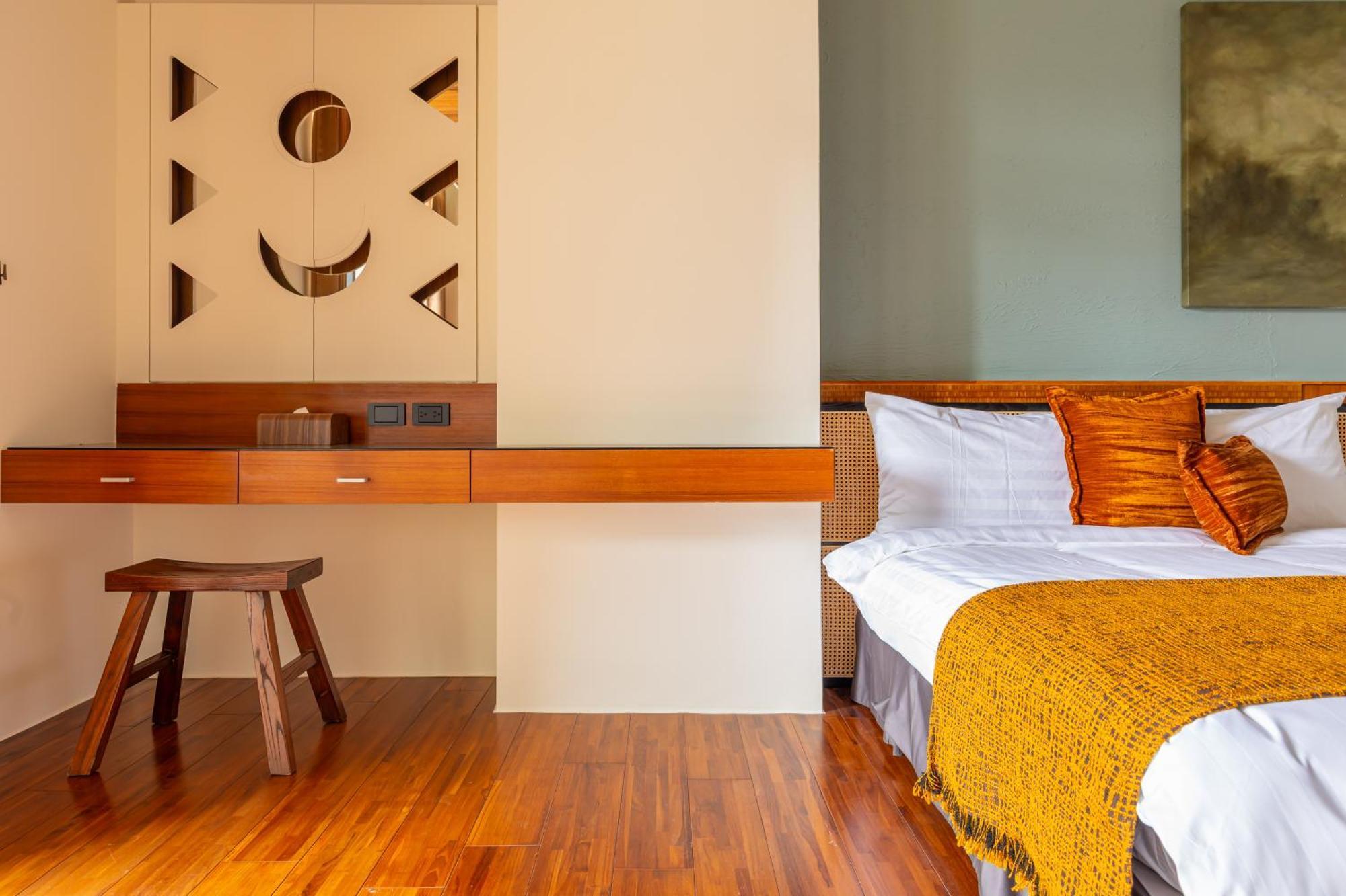 Sun Moon Lake Itathao Vacation Inn With Elevator Yuchi Exterior photo