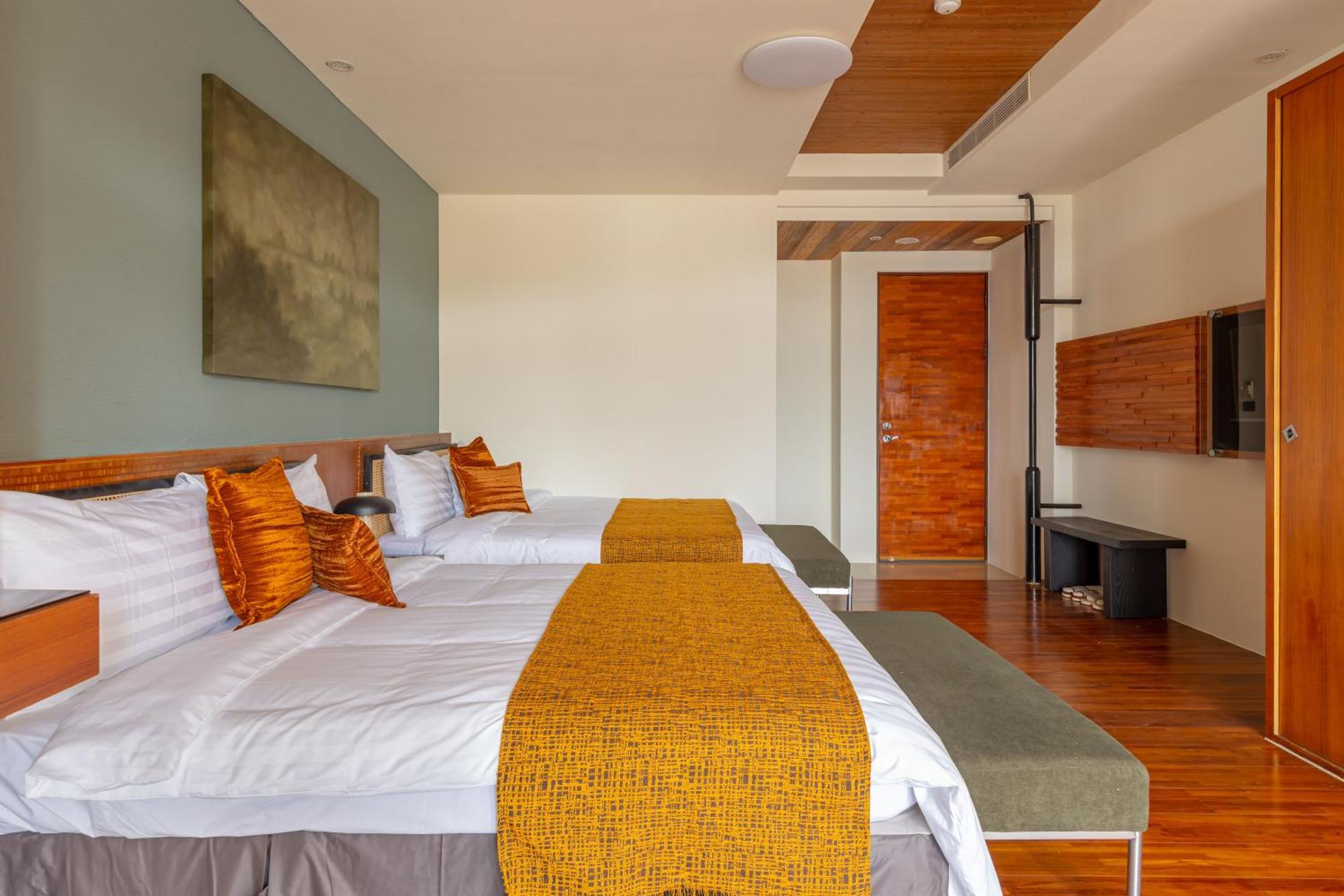 Sun Moon Lake Itathao Vacation Inn With Elevator Yuchi Exterior photo
