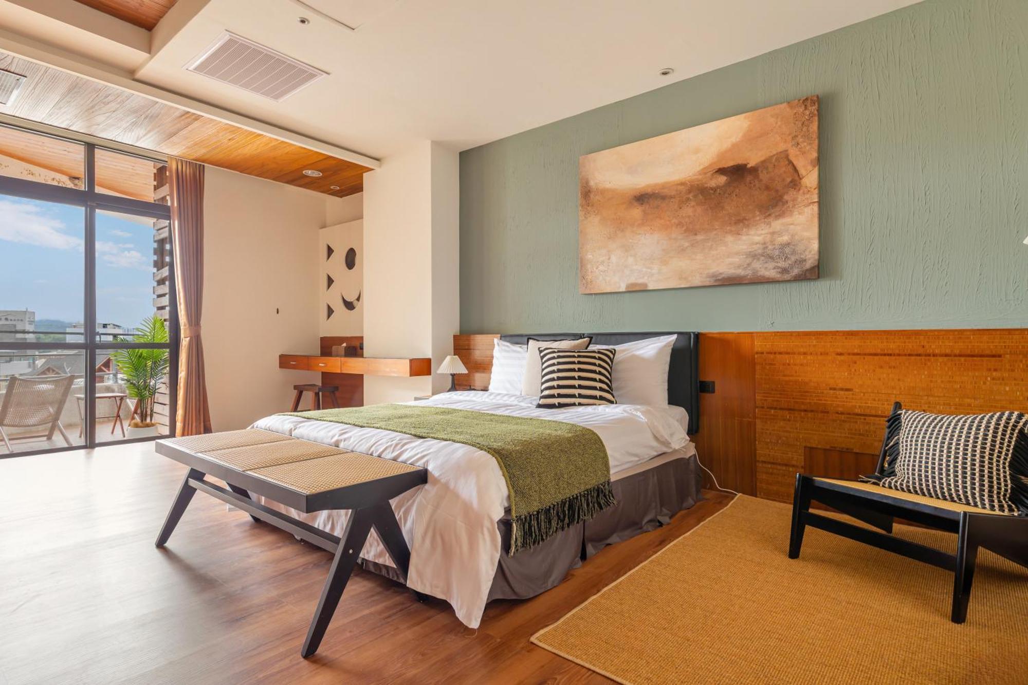 Sun Moon Lake Itathao Vacation Inn With Elevator Yuchi Exterior photo