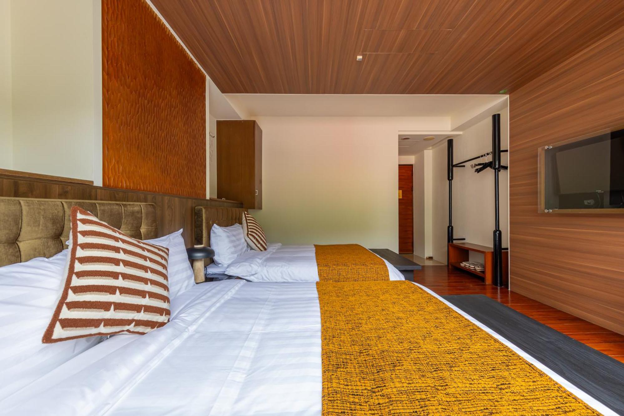 Sun Moon Lake Itathao Vacation Inn With Elevator Yuchi Exterior photo