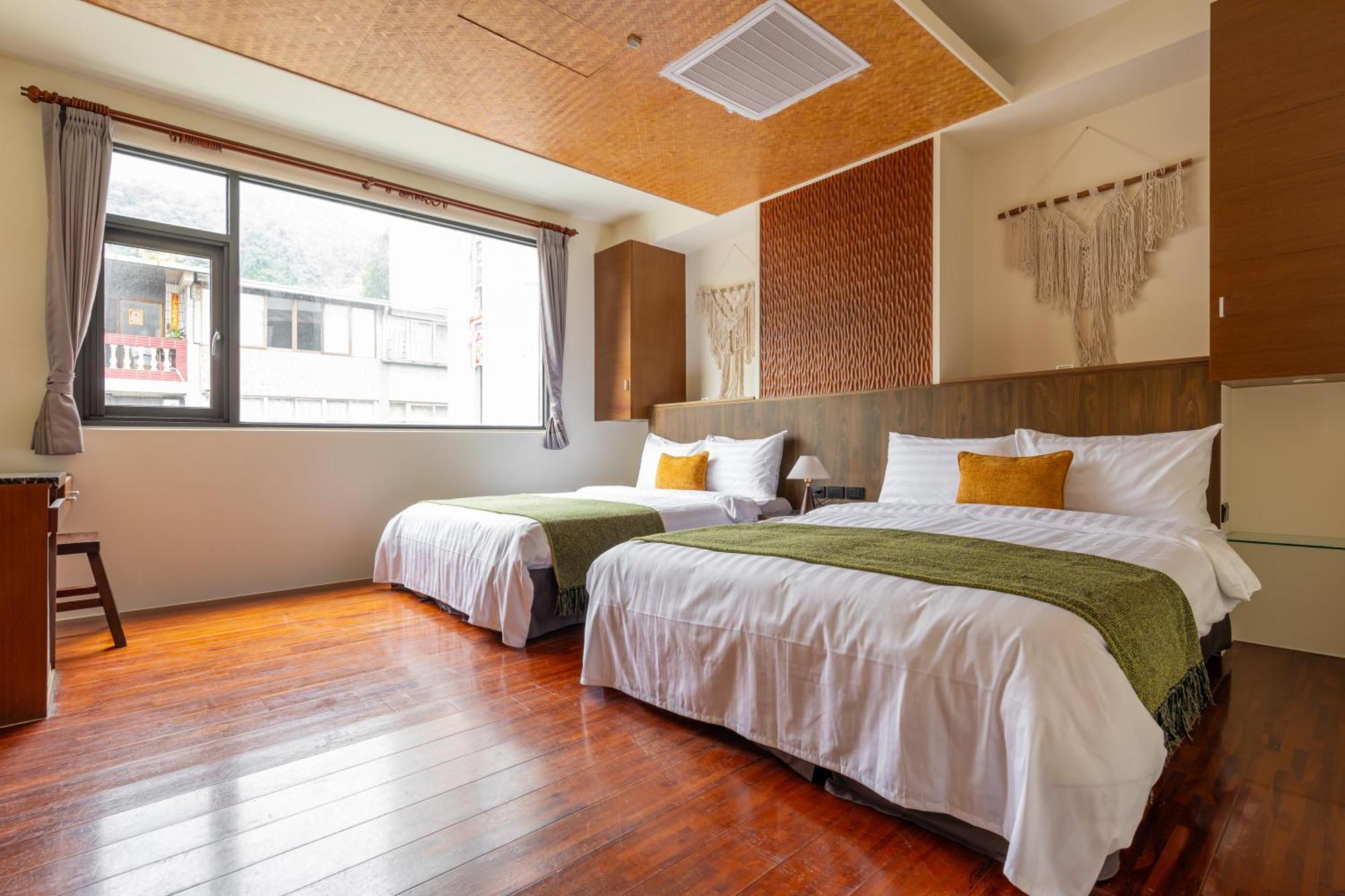 Sun Moon Lake Itathao Vacation Inn With Elevator Yuchi Exterior photo